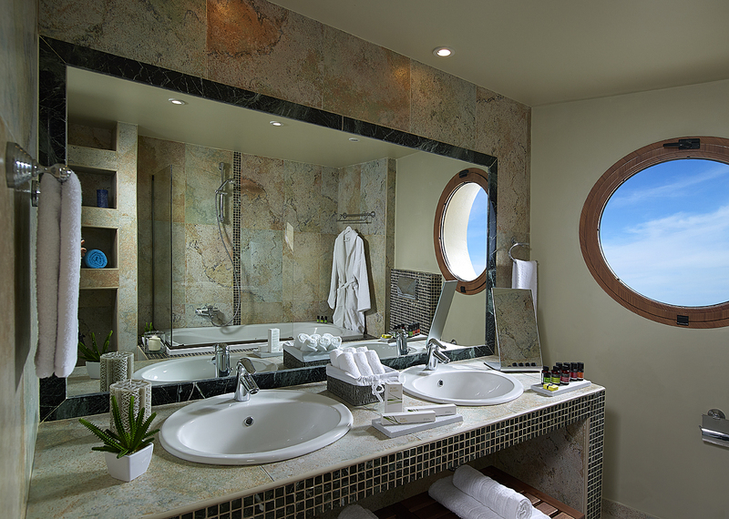 Sea Views At Blue Key Villa Near Heraklion image