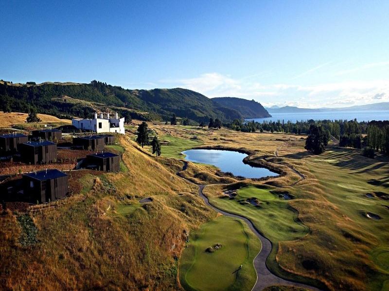 Kinloch Manor and Villas