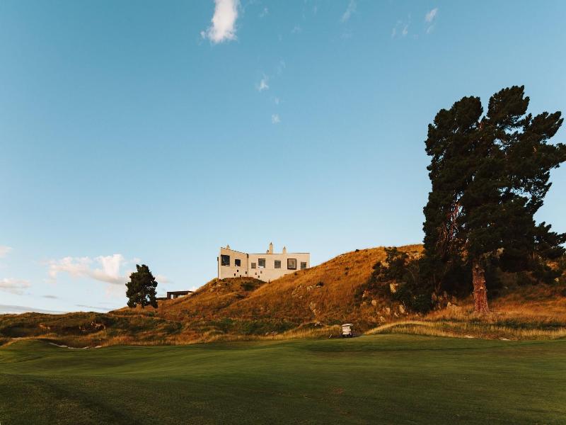 Kinloch Manor and Villas