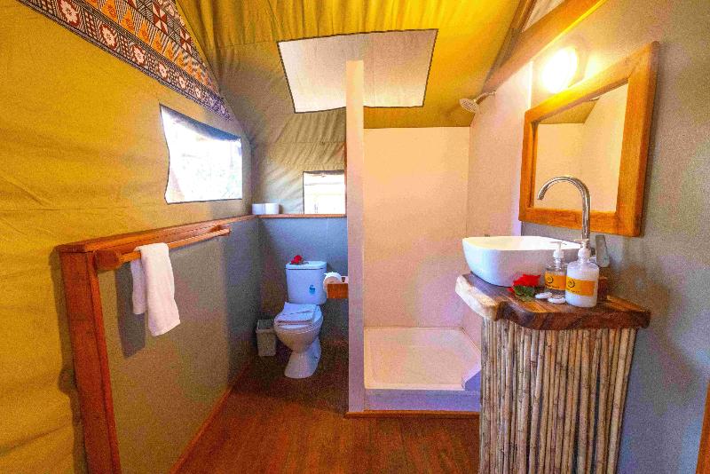 Barefoot Kuata Island gallery photo 27
