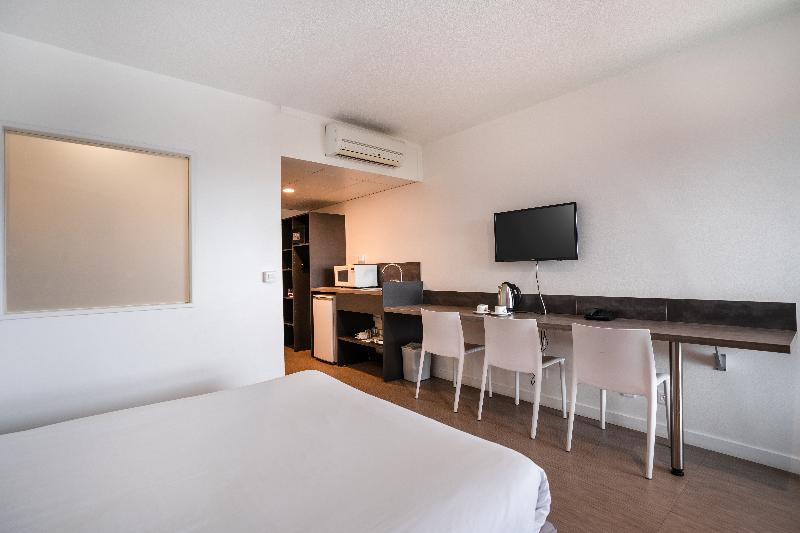 Nouvata Hotel image