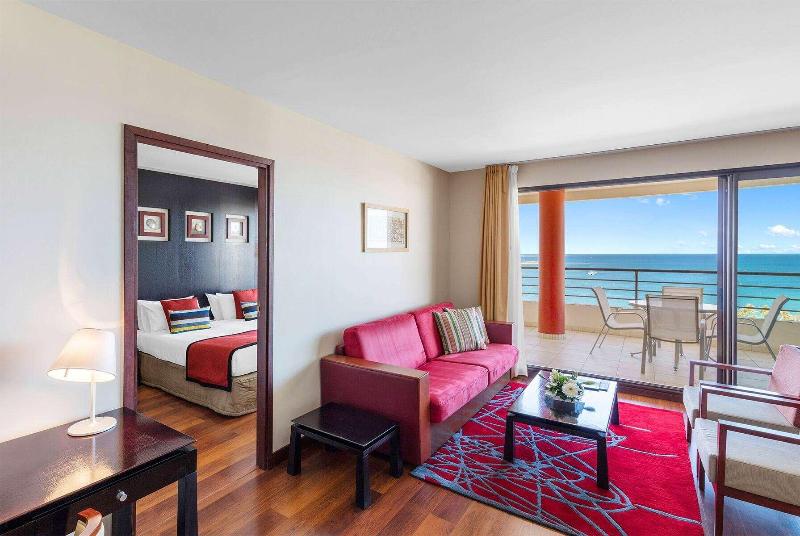 Ramada Hotel & Suites Noumea photo 20