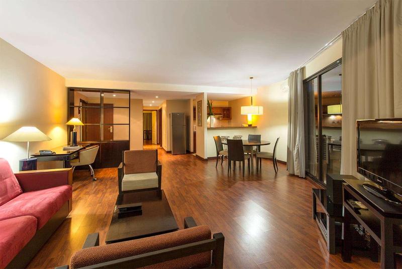 Ramada Hotel & Suites Noumea photo 24