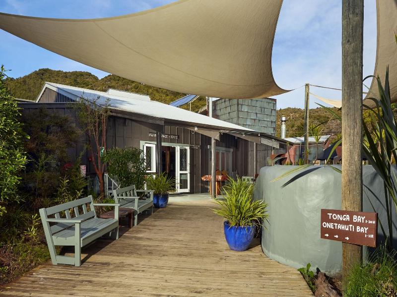 Awaroa Lodge image