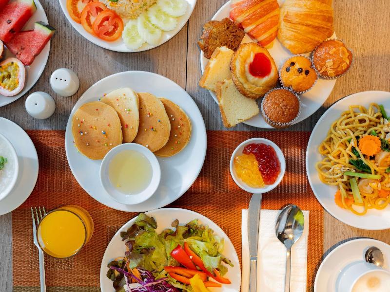 Ibis Styles Phuket City image