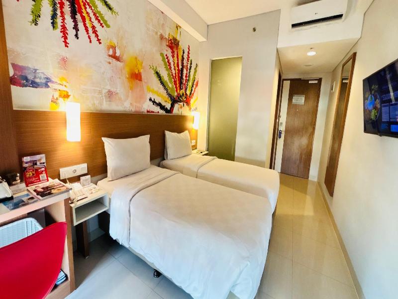 Cordela Hotel Senen image