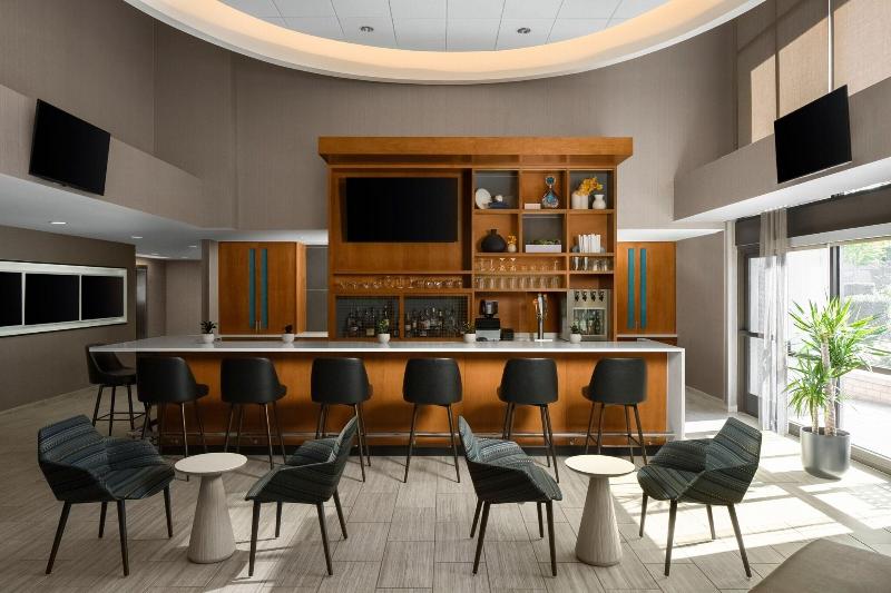 SpringHill Suites Seattle Issaquah image