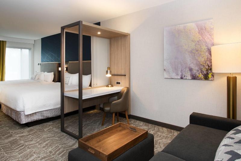 SpringHill Suites Seattle Issaquah image