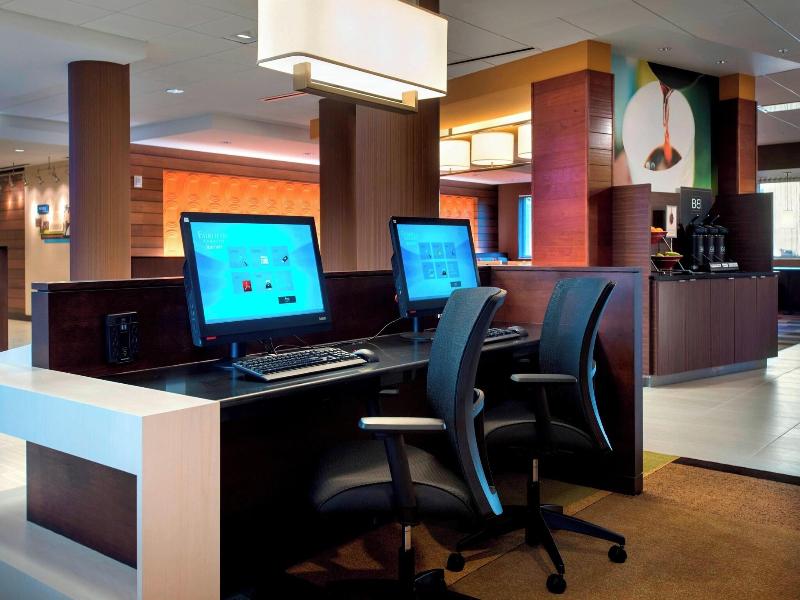 Fairfield Inn & Suites Syracuse Carrier Circle