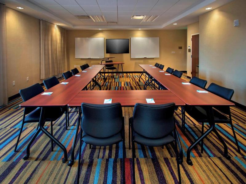 Fairfield Inn & Suites Syracuse Carrier Circle