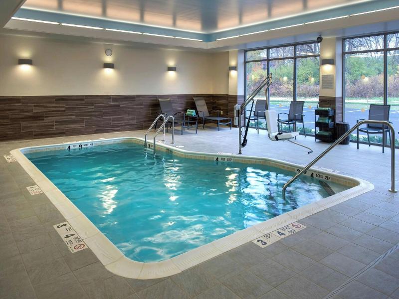 Fairfield Inn & Suites Syracuse Carrier Circle