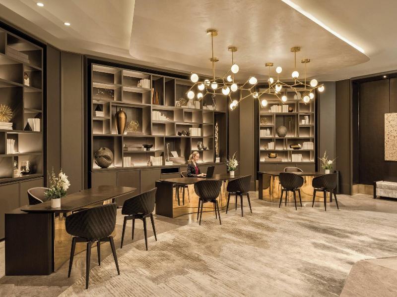 Stay in style at JW Marriott parq Vancouver