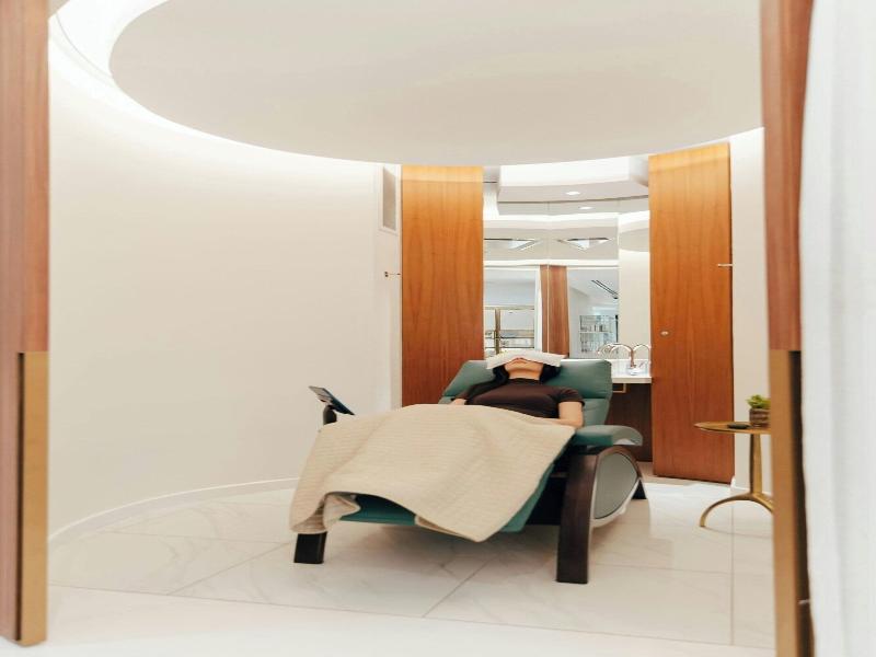 Stay in style at JW Marriott parq Vancouver