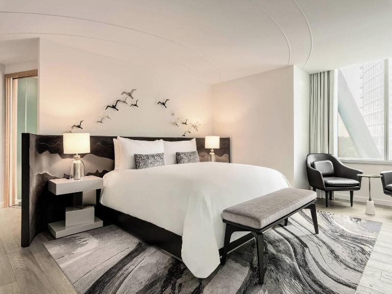 Stay in style at JW Marriott parq Vancouver