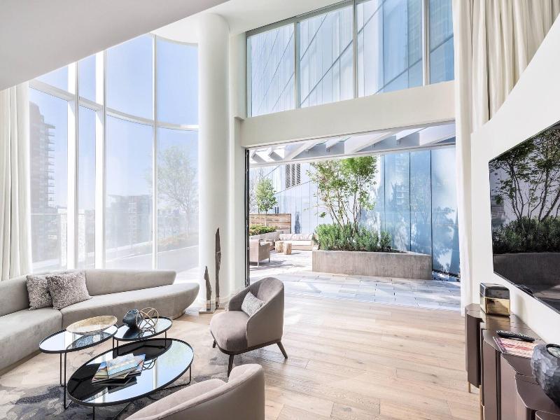 Stay in style at JW Marriott parq Vancouver