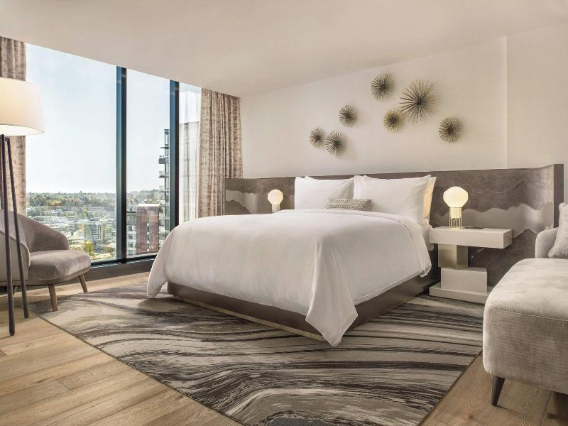 Stay in style at JW Marriott parq Vancouver