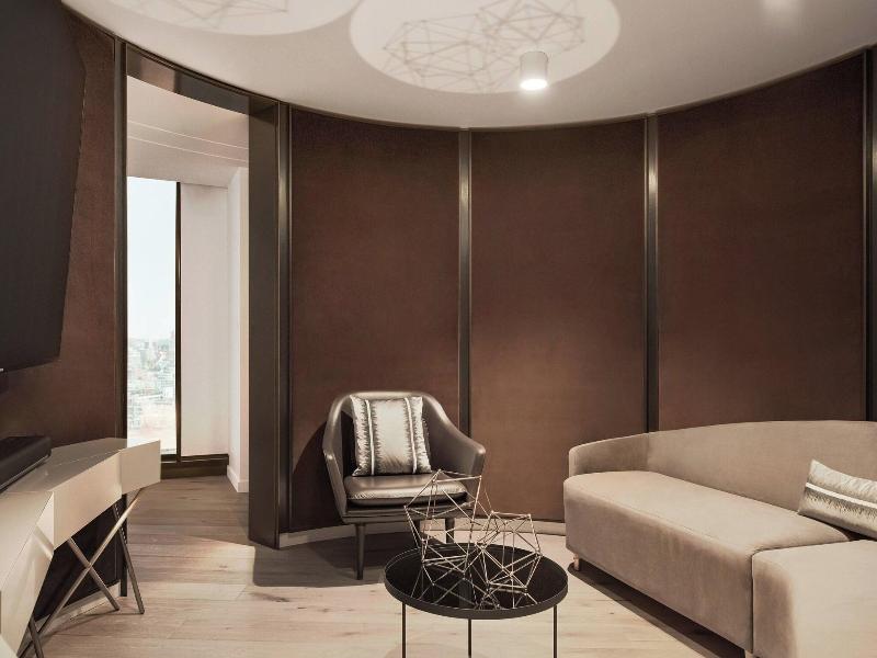 Stay in style at JW Marriott parq Vancouver