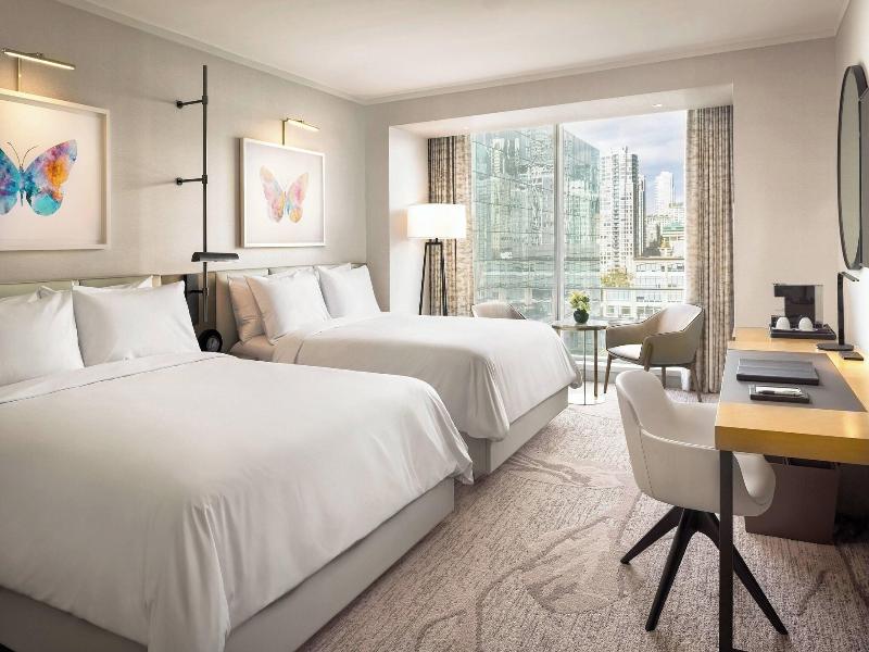 Stay in style at JW Marriott parq Vancouver