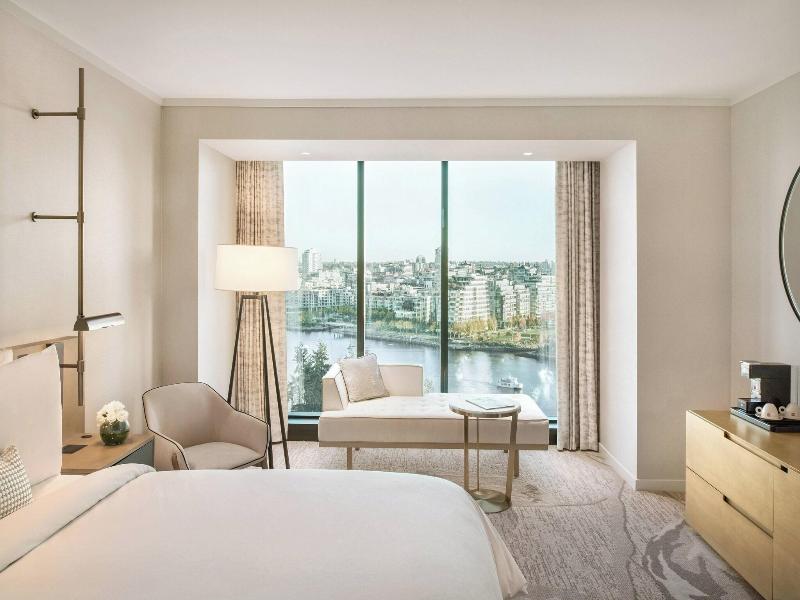 Stay in style at JW Marriott parq Vancouver