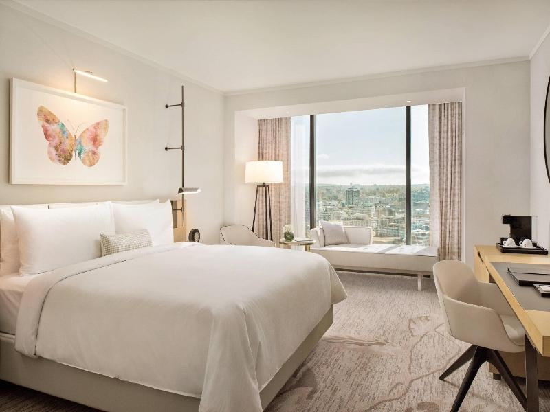 Stay in style at JW Marriott parq Vancouver