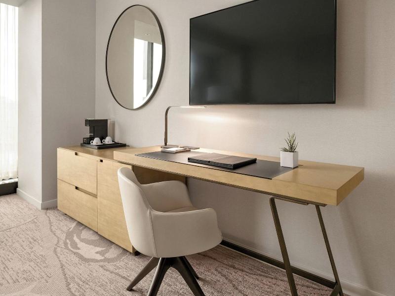 Stay in style at JW Marriott parq Vancouver