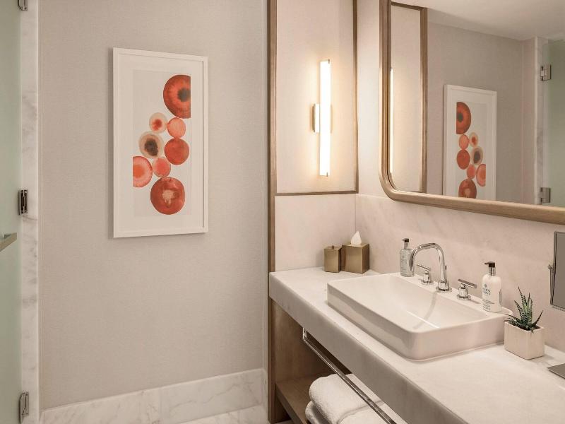 Stay in style at JW Marriott parq Vancouver
