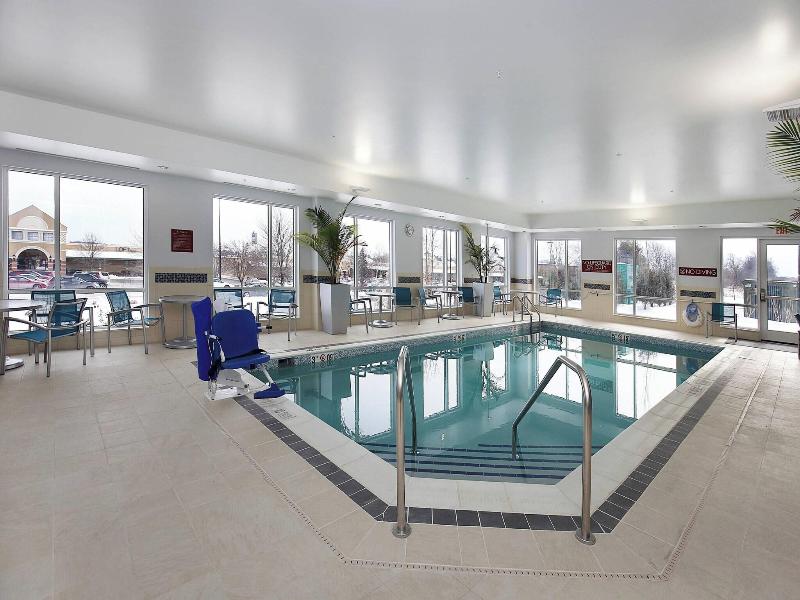 TownePlace Suites Grove City Mercer/Outlets image
