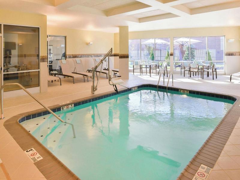 Courtyard by Marriott Columbus Grove City image