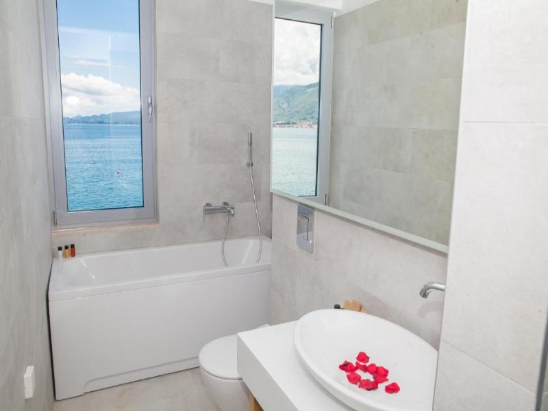 Boutique Hotel and Spa Blanc & Bleu - Blanche image