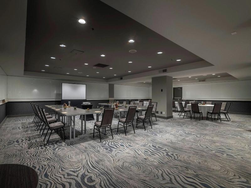 Renaissance Reno Downtown Hotel image