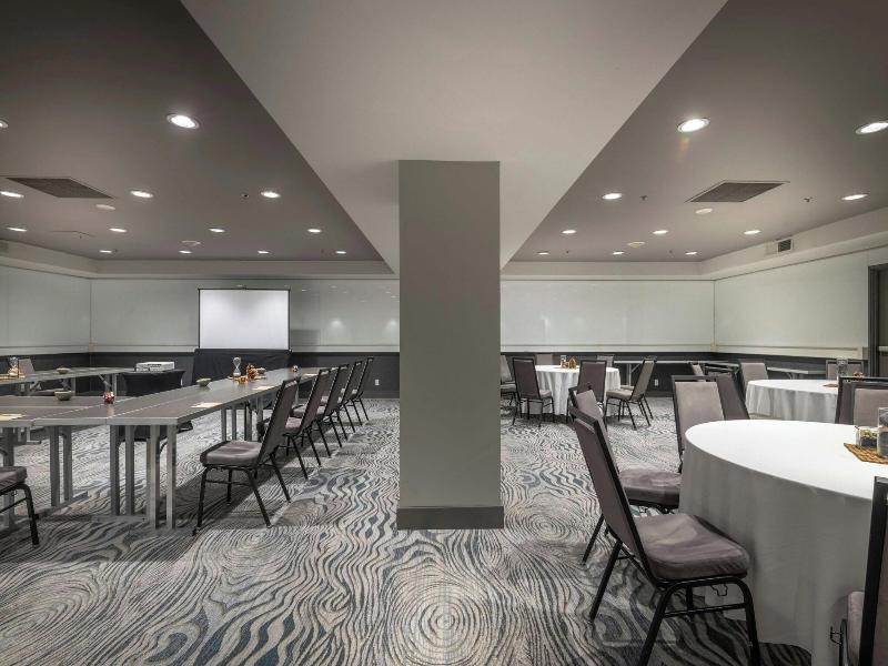Renaissance Reno Downtown Hotel image