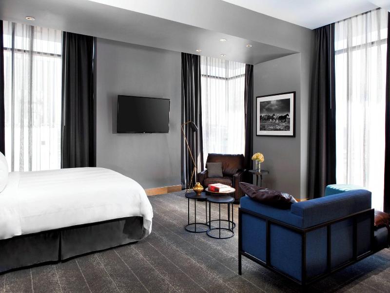 Renaissance Reno Downtown Hotel image