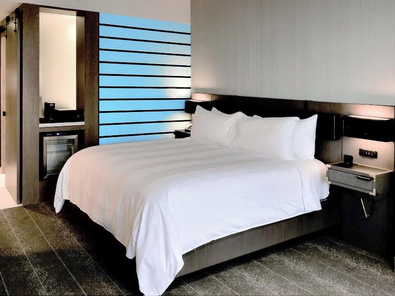 Renaissance Reno Downtown Hotel image