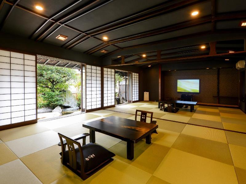 Izunagaoka Onsen Villa Garden Ishinoya image