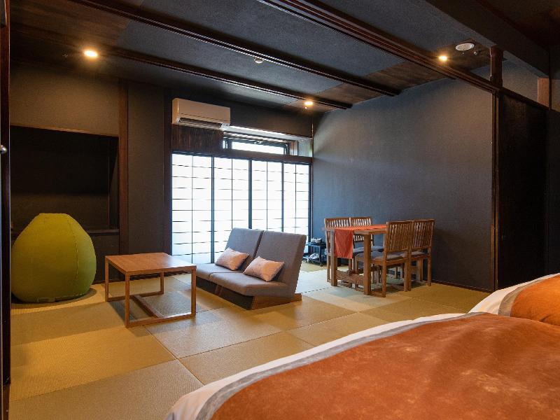 Izunagaoka Onsen Villa Garden Ishinoya image