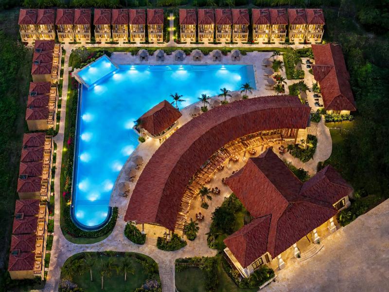 Chivatara Resort & Spa Bang Tao Beach Phuket image