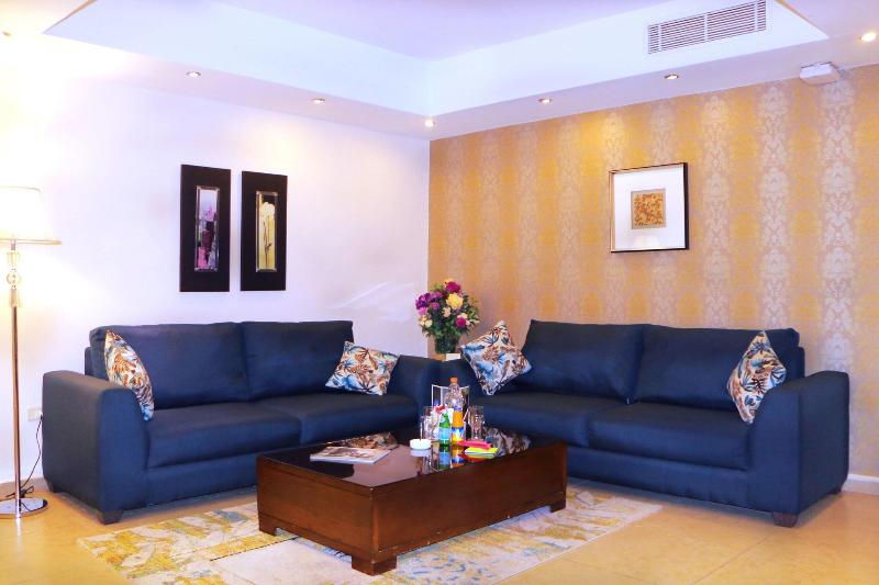 City Rose Hotel Suites image