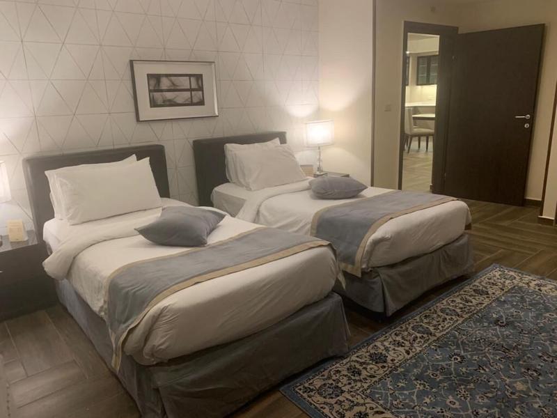 City Rose Hotel Suites image
