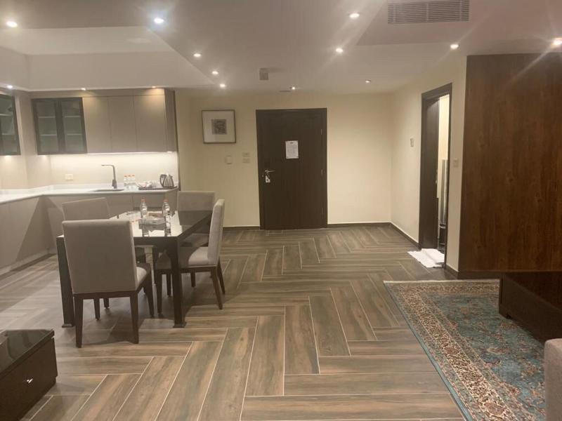 City Rose Hotel Suites image