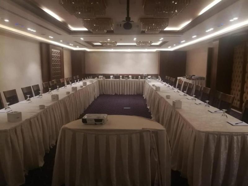 Seven Roses Hotel image