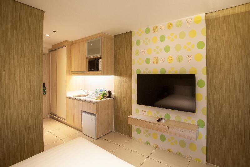 Injap Tower Hotel image