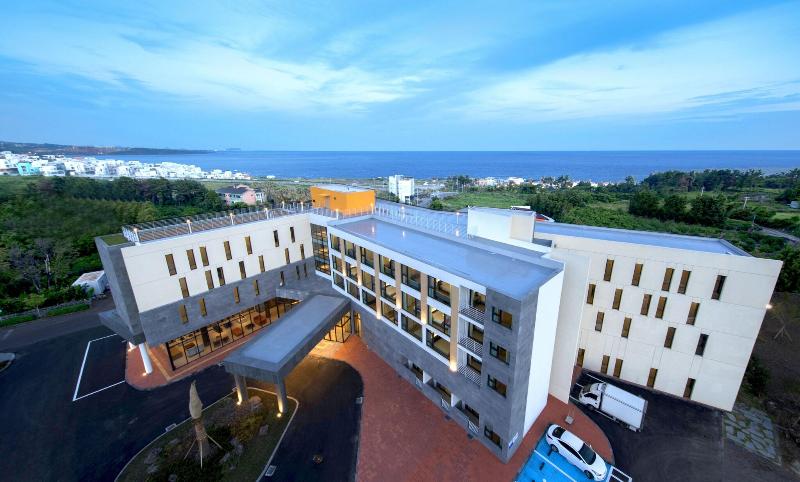 Grandmer Hotel Jeju image