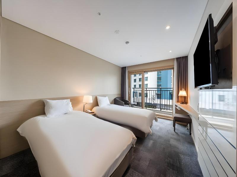 Ramada Encore Jeju Seongsan image