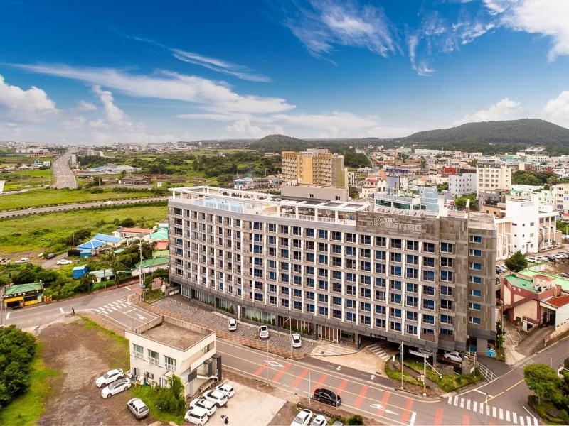 Ramada Encore Jeju Seongsan image