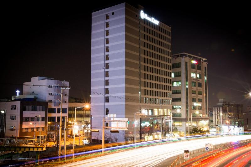 Hotel L'art Gimpo image