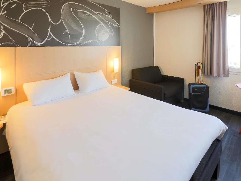 Ibis Beziers Est Mediterranee image