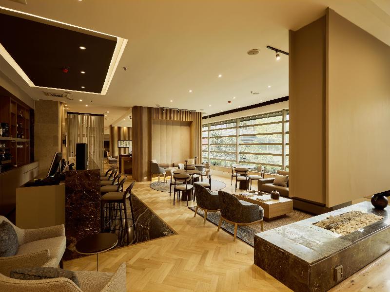 Ek Hotel image