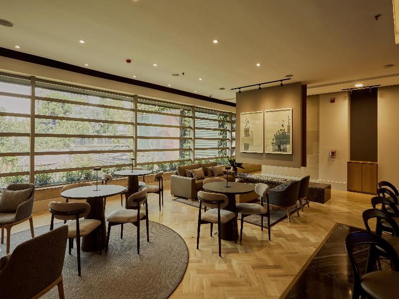 Ek Hotel image