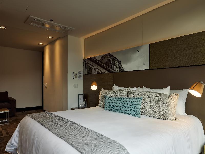 Ek Hotel image