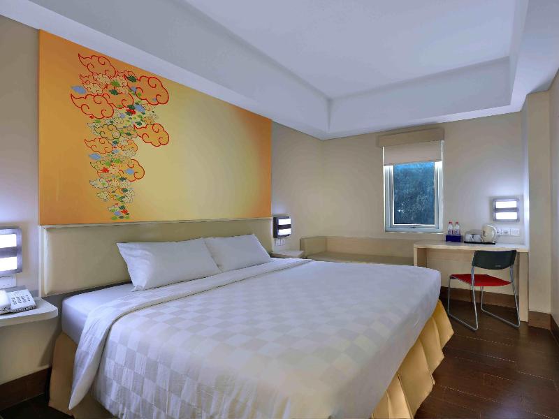 Cordela Hotel Cirebon image